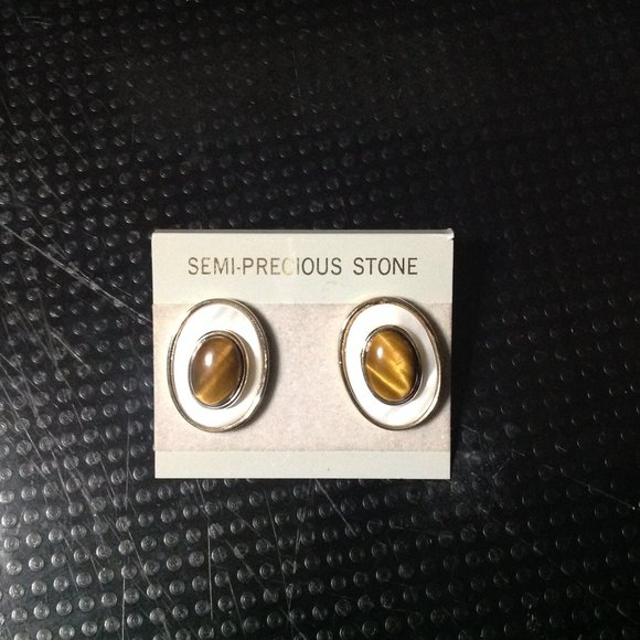 Vintage Tiger Eye & Mother of Pearl Pierced Earrings - Picture 2 of 4